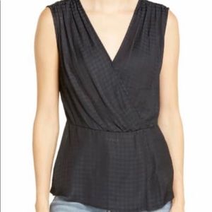 NWT Chelsea28 houndstooth satin drape top XS